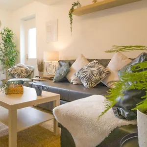 Principality - Two Bed By Promise Apartment Cardiff