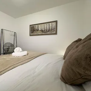 Thesiger Court - Free Private Parking - By Promise Apartment Cardiff